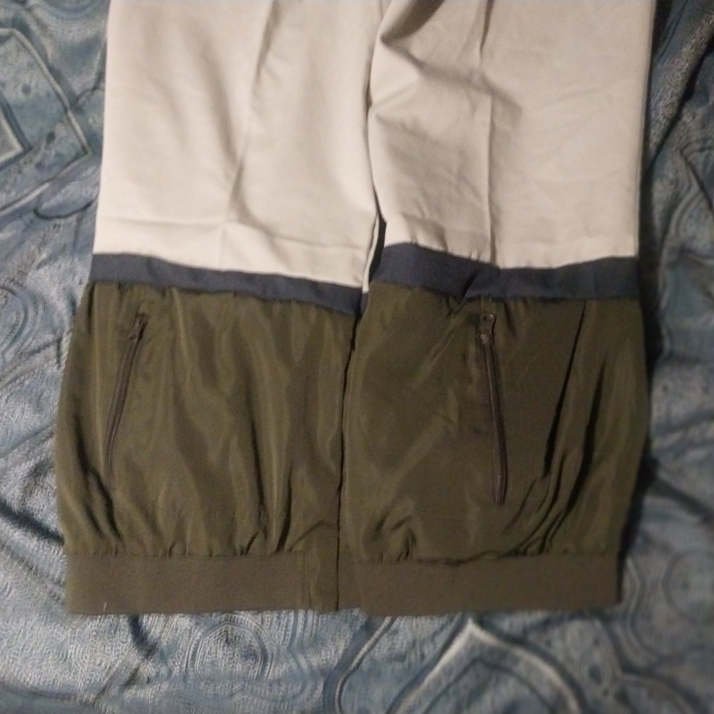 Upcycled dockers - Picture 4 of 5